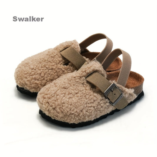 Stylish and durable mule shoes for girls, perfect for indoor and outdoor wear in autumn and winter.