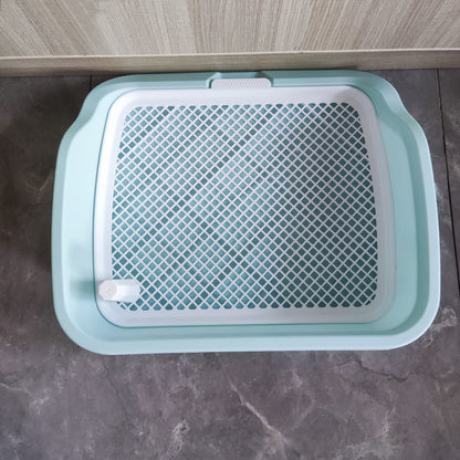 High-sided dog litter box with removable grid for small to medium breeds.