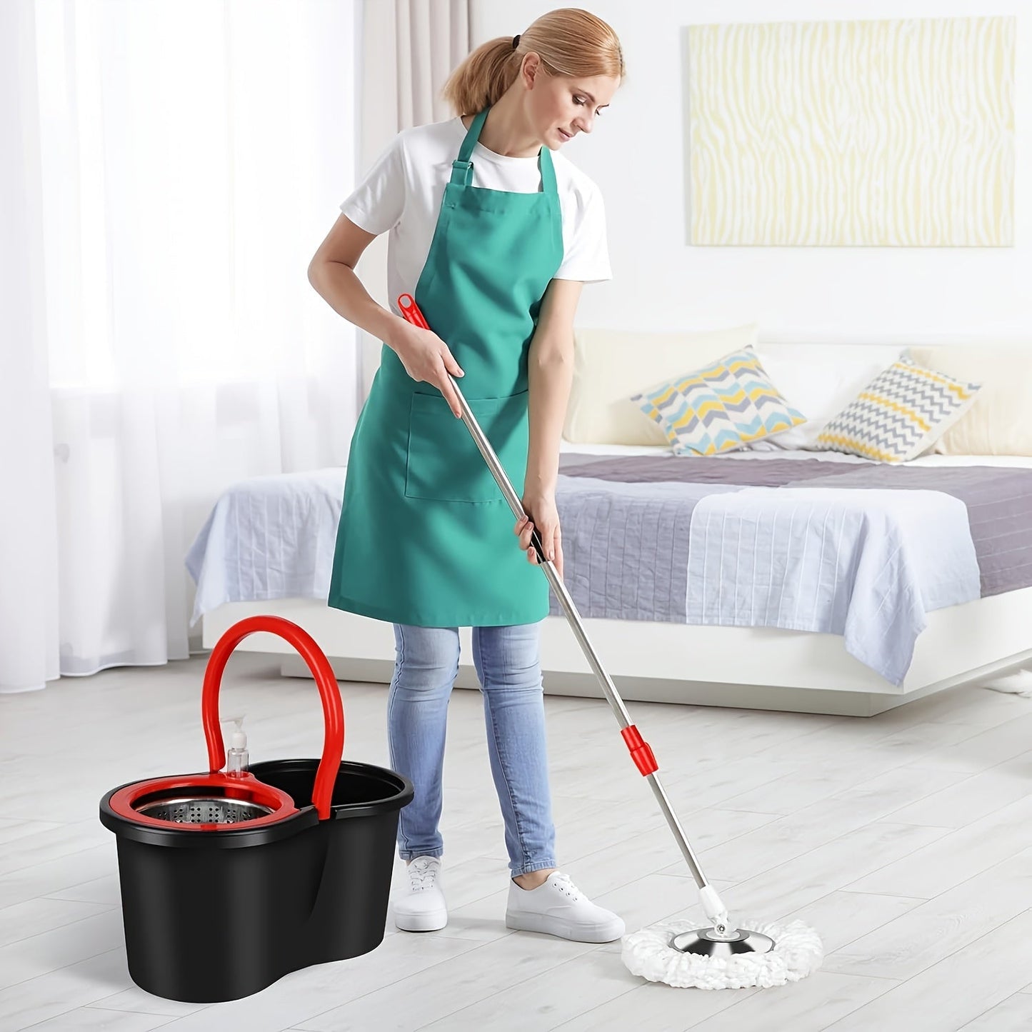 The Spin Mop and Bucket Set is perfect for cleaning bathrooms, including school bathrooms. This 360° spin mop bucket system comes with 3 microfiber mop replacement heads and a 154.94 cm stainless steel adjustable handle for easy floor cleaning. Upgrade