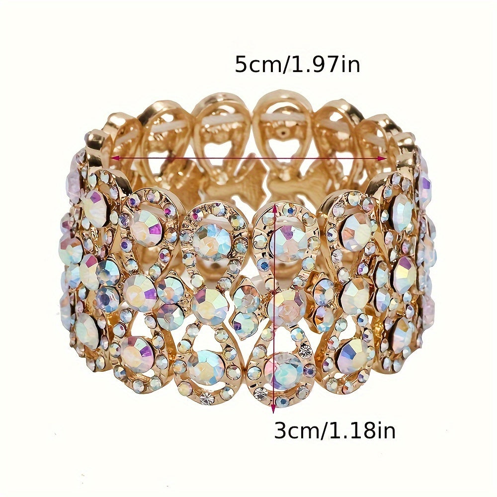 Elegant and luxurious stretch bracelet featuring rhinestone pave, made with UV plated copper. This classic and versatile elastic bangle is perfect for both daily wear and special occasions.