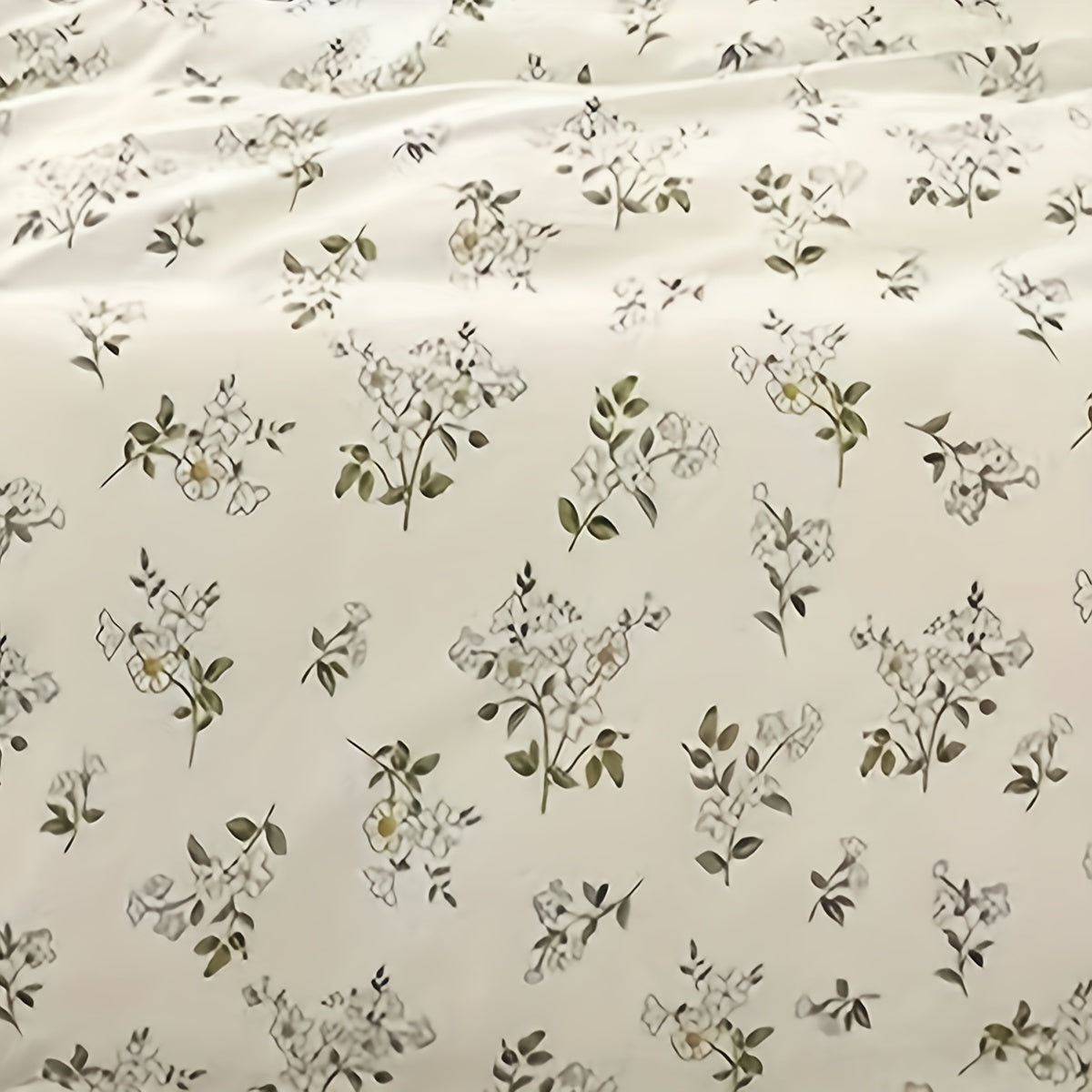 Get yourself a set of 3 fresh duvet covers with a pastoral style floral print. This soft and comfortable bedding set includes 1 duvet cover and 2 pillowcases, perfect for your bedroom, guest room, or dorm. Please note that this set does not include the