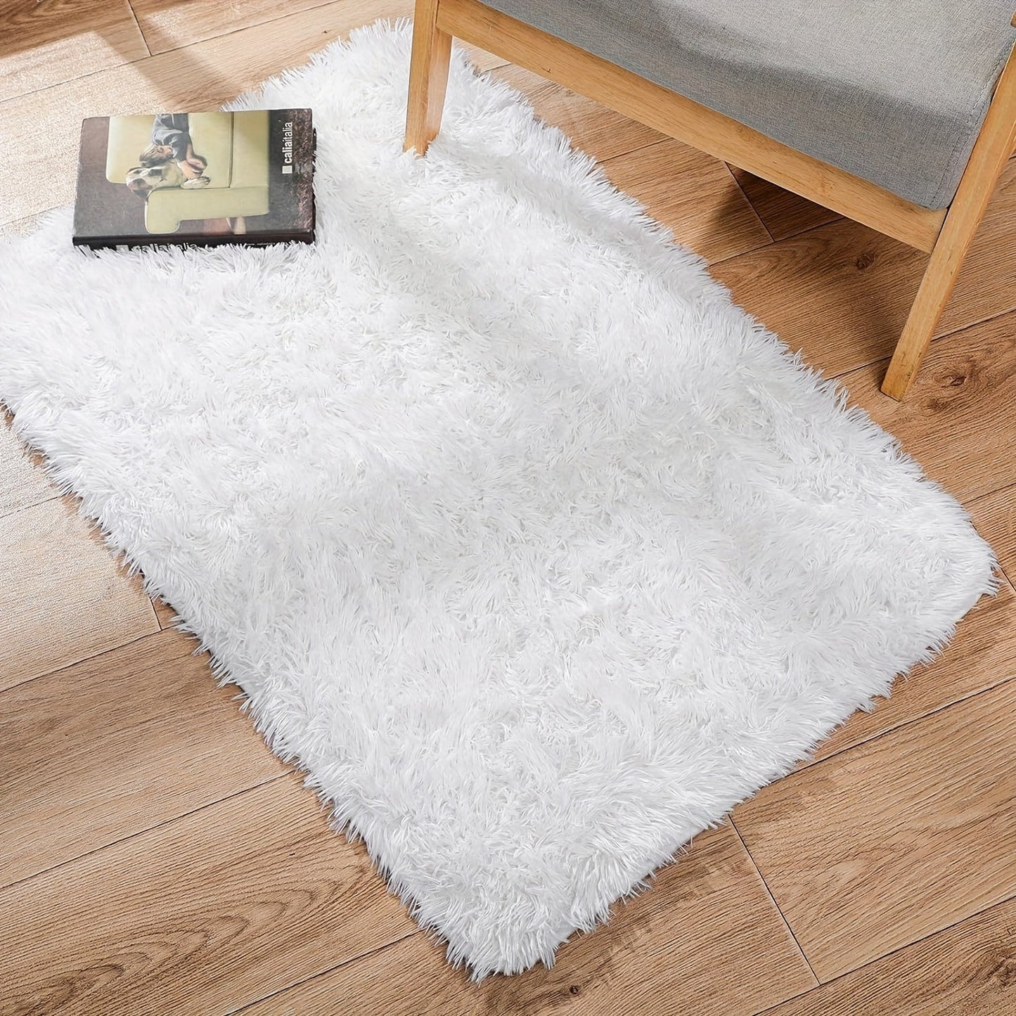 High-end quality Ultra-Soft Plush Faux Fur Area Rug with Tie-Dye Design is perfect for adding a touch of warmth and style to your living room, bedroom, or sunroom decor. This non-slip and durable rug is made of ponge and is suitable for most families.