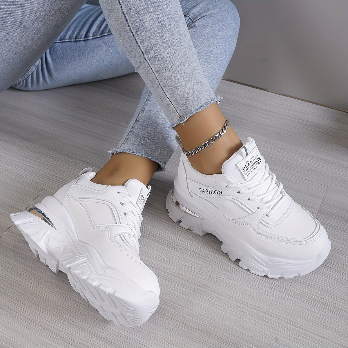 Trendy lace-up platform sneakers for women, perfect for outdoor activities.