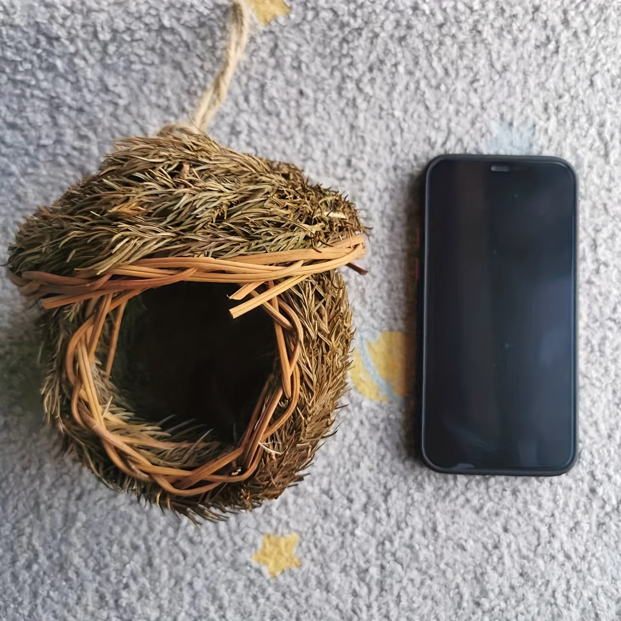 Handmade grass bird nest for small pets, woven with pine needles. Warm and coldproof, ideal hideout in pastoral yard. Aerial charm round bird house.