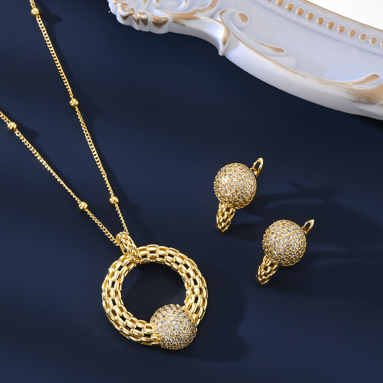 Dazzling MEIZ 18K Gold Plated Copper Jewelry Set, Featuring a Playful & Seductive Design, Adorned with Synthetic Zirconia, Perfect for Valentine's Day or Any Special Occasion, Versatile Enough for All Seasons.