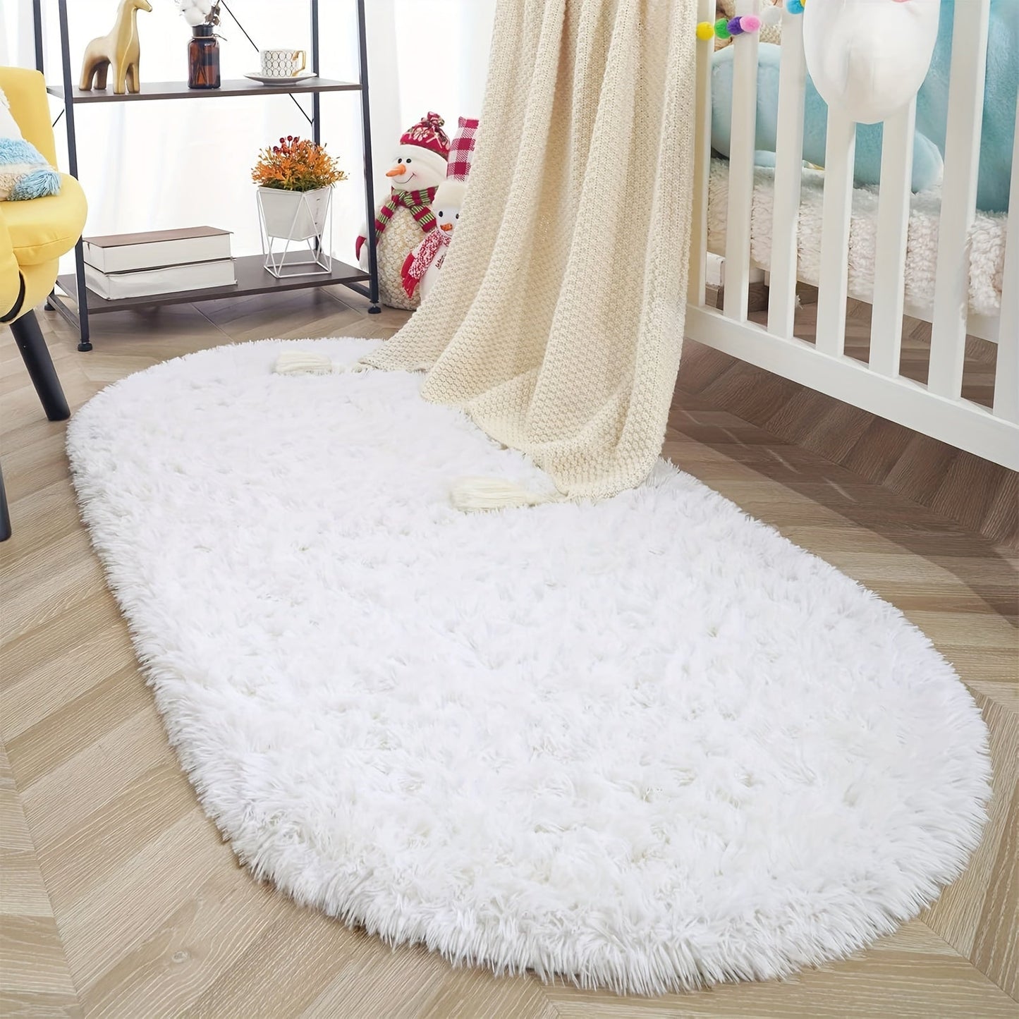 Soft and fluffy shag area rug suitable for living room or bedroom, non-slip and machine washable for convenient maintenance. Elevate your home decor with this luxurious floor carpet.