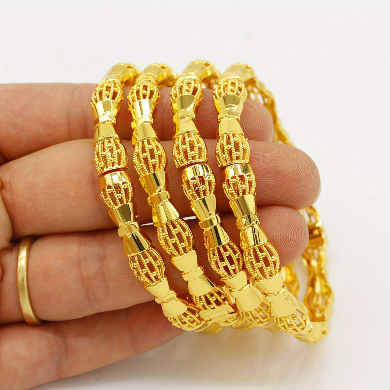 Luxury Bollywood Style Wedding & Banquet Jewelry Set of 4 Golden Plated Copper Bracelets for Women