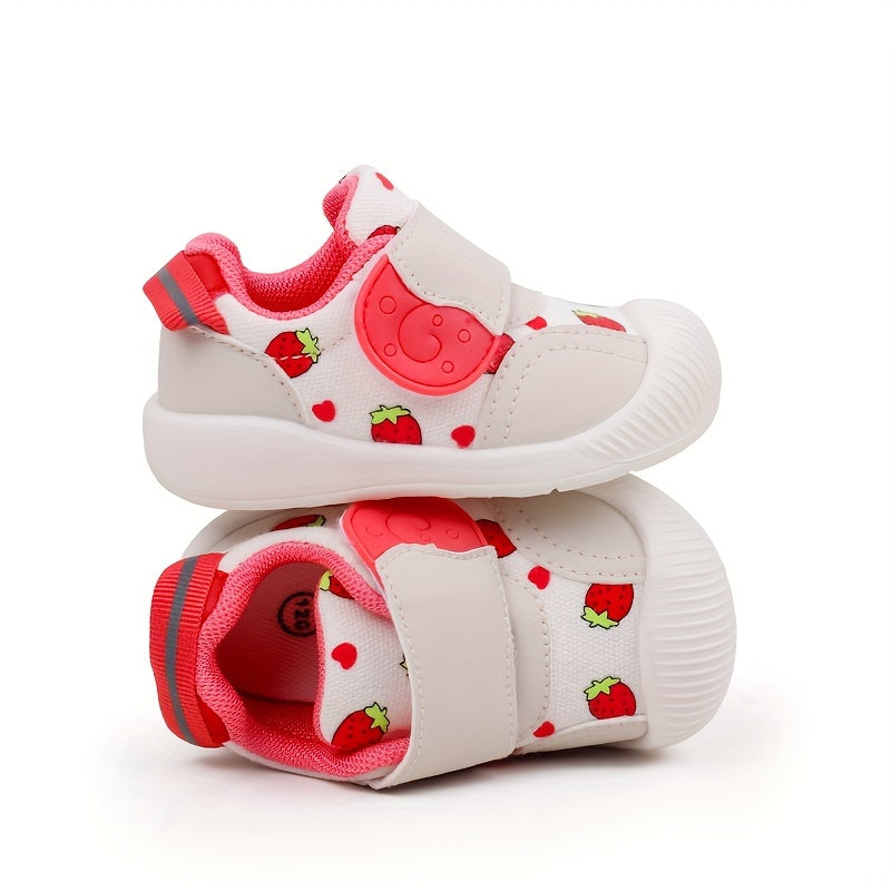 Adorable cartoon sports shoes for baby toddlers aged 0-2, with soft rubber soles, anti-slip and breathable design, ideal for outings.