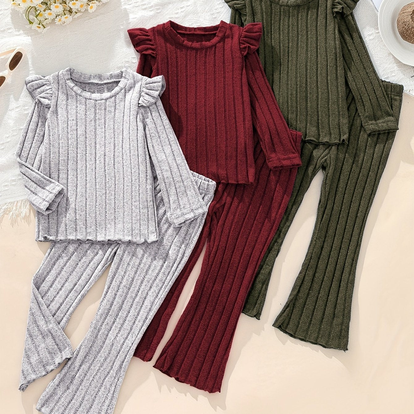 Girls' Sweet and Fashionable Long Sleeve Bell Pants Set with Wood Ear Ears 3 Sets for Spring and Autumn