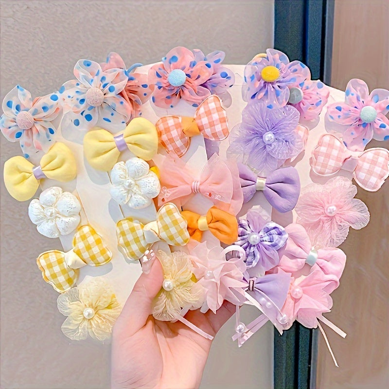 10 cute flower hair clips - ideal for girls' summer outings.