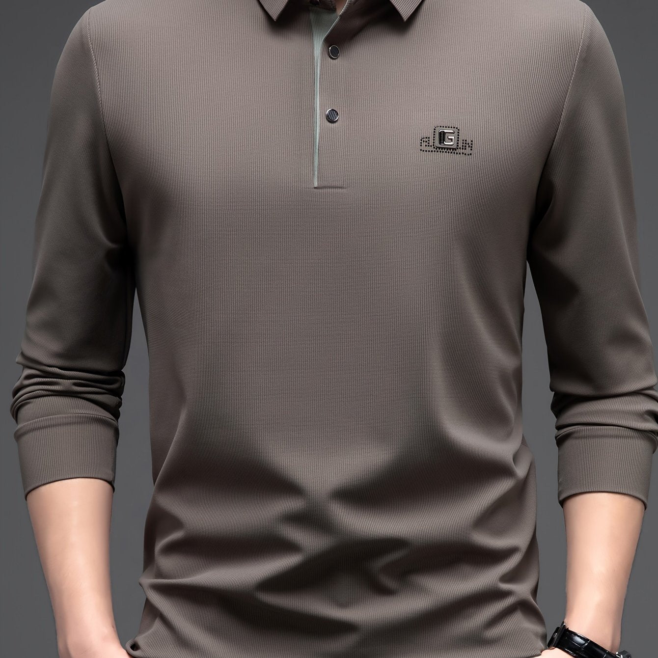 Men's lightweight long-sleeve shirt, ideal for golf and casual wear, made with breathable polyester blend.