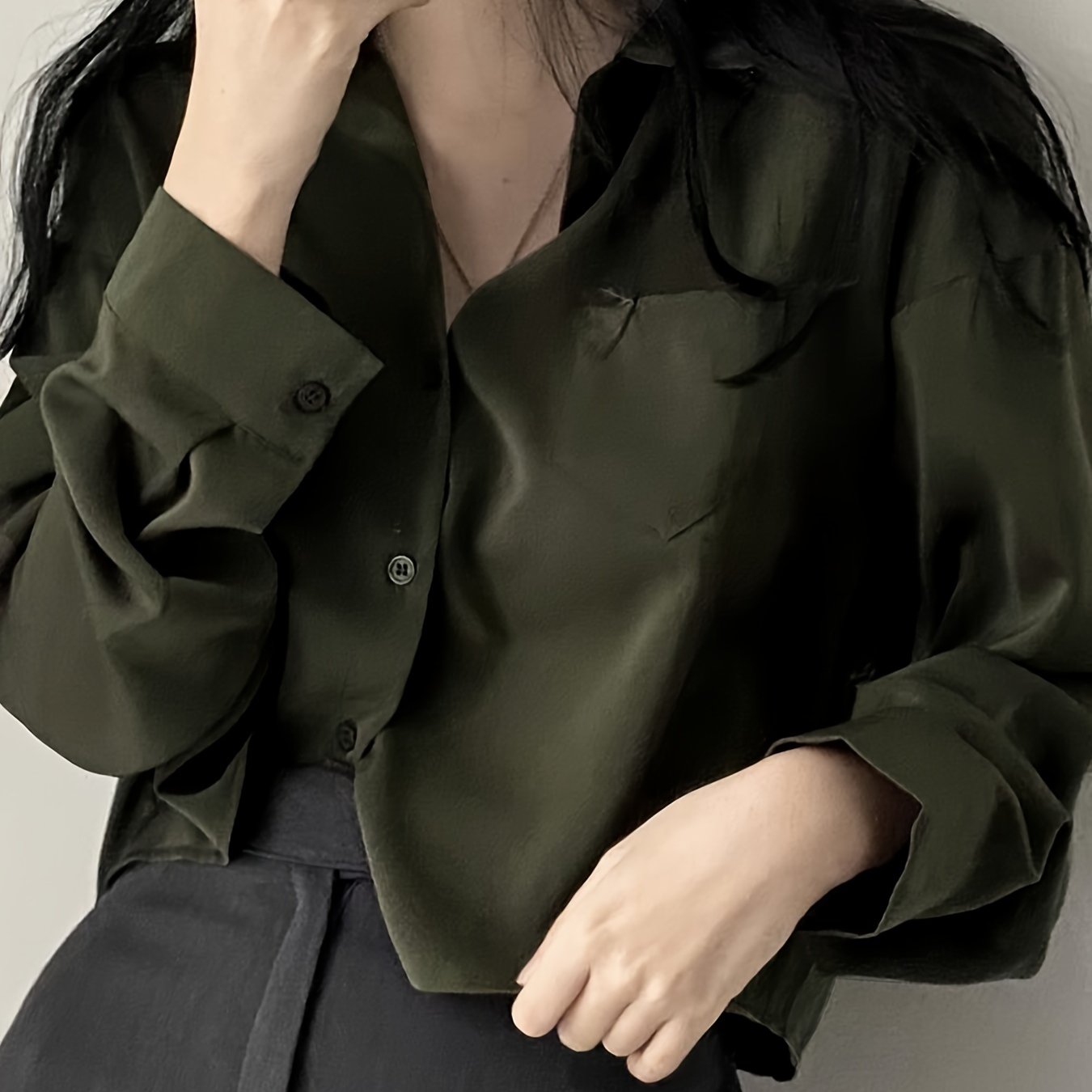 Women's long sleeve shirt with pocket, 100% polyester fabric, lapel collar, loose fit, suitable for spring/fall season - 120g/m².