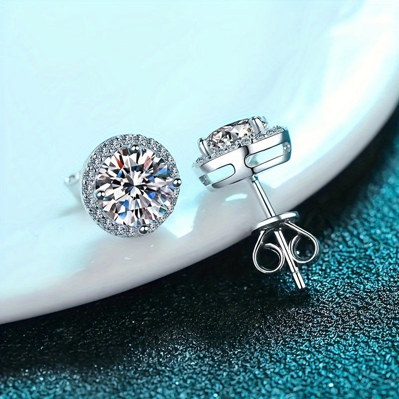 Moissanite Stud Earrings in Vintage Style - Made with 925 Sterling Silver, Suitable for Daily Wear and Gift Occasions, Perfect for Mardi Gras and All-Season Outfits, Hypoallergenic, Comes with a Deluxe Gift Box