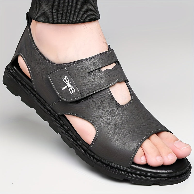 Men's casual sandals with anti-slip sole, breathable lightweight design, suitable for all seasons and casual activities.