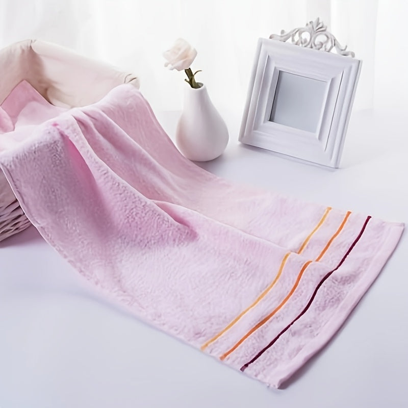 SoftTouch 100% Cotton Towel, Super Absorbent, Contemporary Design, Ideal for Christmas, Hand Wash/Dry Clean Safe.