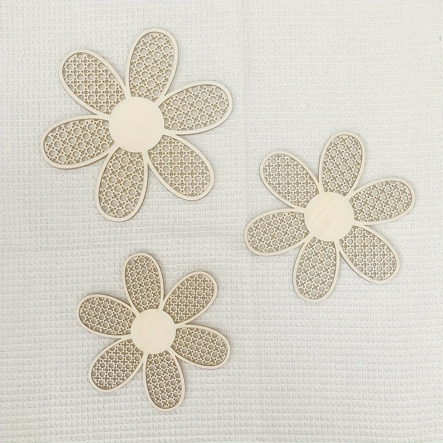 Set of 3 Bohemian Daisy Wooden Wall Art Pieces - Delightful Floral Farmhouse Decor for Home, Office, and Bathroom