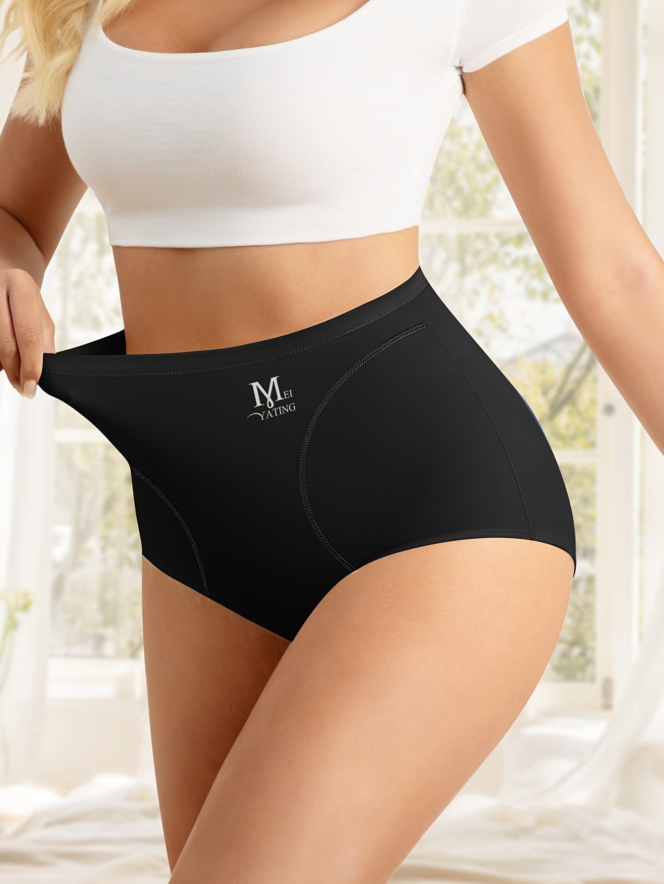 High waist seamless briefs with label print, sexy, comfy, breathable, and stretchy. Perfect for fall and winter lingerie.