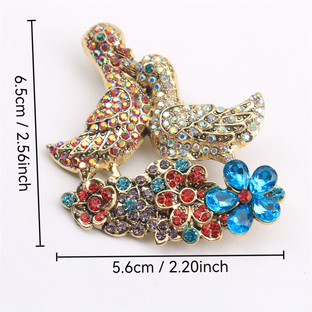 Stylish Rhinestone Seabird Brooch - A Versatile and Fashionable Accent for Outfits, Purses, and Headwear