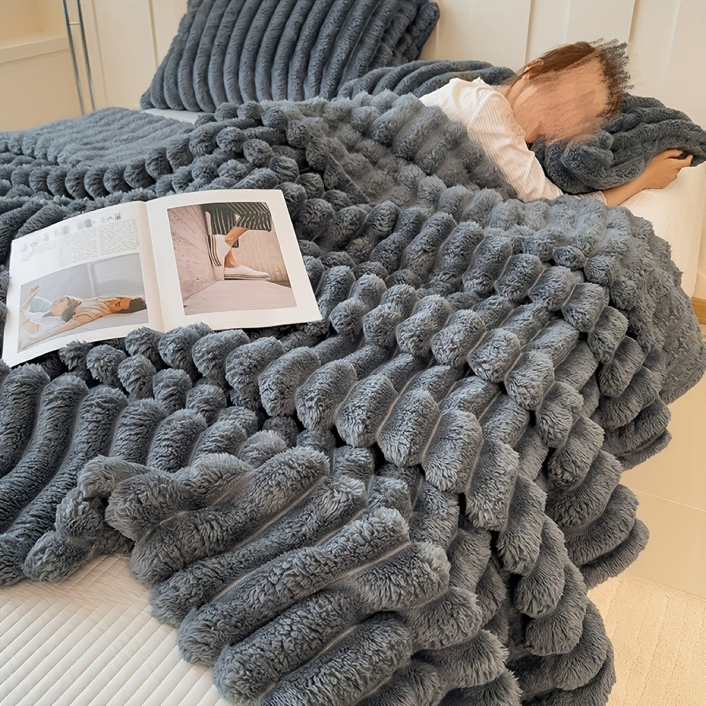 Modern Style Luxury Plush Blanket Throw - Cozy and Warm Flannel Blanket, Soft Sofa Blanket, Machine Washable, All-Season Multipurpose Striped Gift Blanket perfect for Office, Bed, Camping, Travel, and Naps.