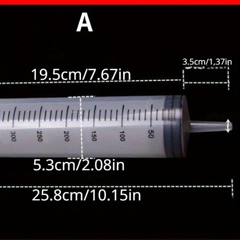 Large capacity hand-feeding syringe for birds, made of ABS material, with 1m tube for avian feeding and ink application.