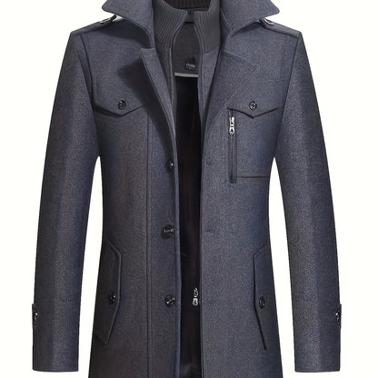 Men's warm jacket with pockets, double lapel for autumn/winter casual wear.