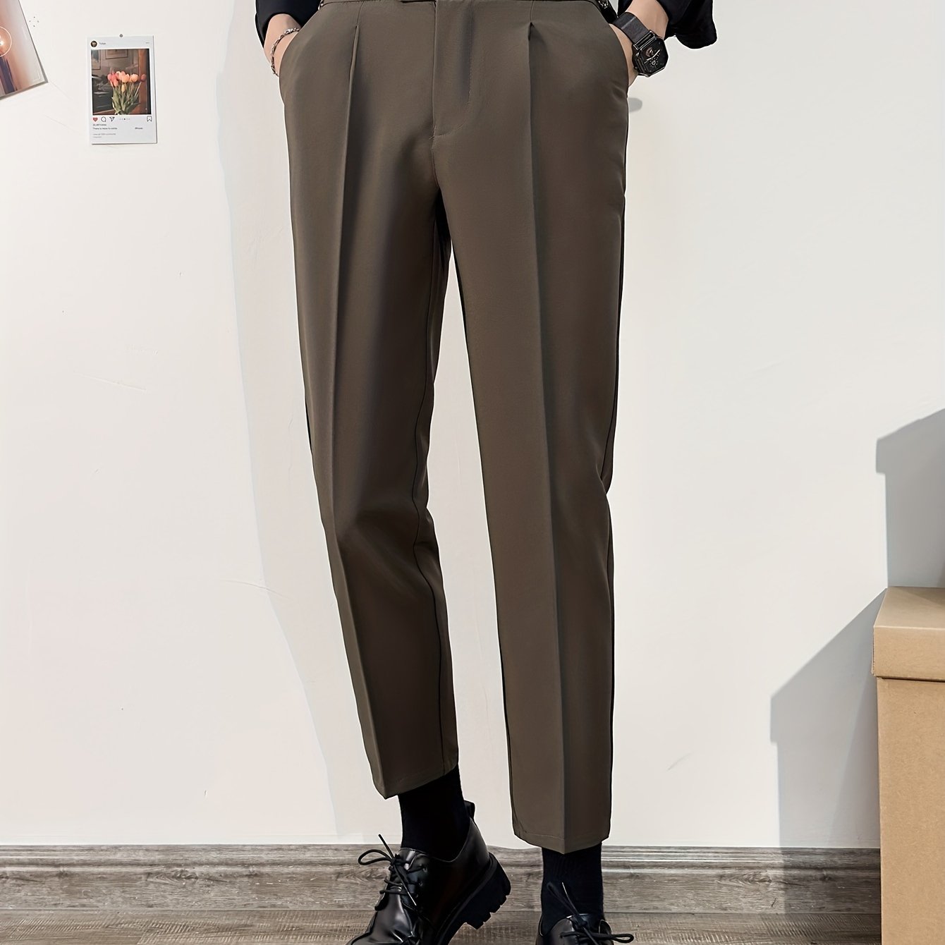 Men's dress pants with pockets for formal occasions, parties, weddings, and outdoor events.