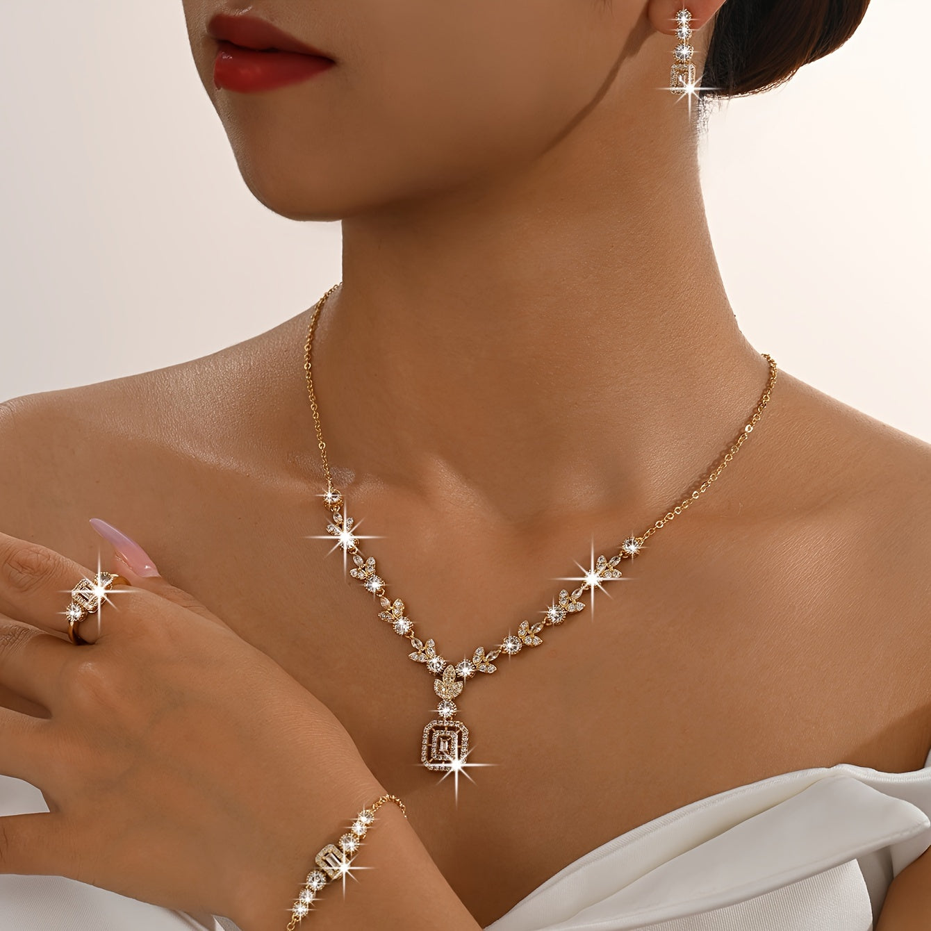 Luxurious 5-piece Jewelry Set for Women - Featuring 18K Gold-Plated Copper with Synthetic Cubic Zirconia - Includes Necklace, Earrings, Bracelet, and Ring - Stylish Square Design Perfect for Weddings, Parties, or Everyday Wear