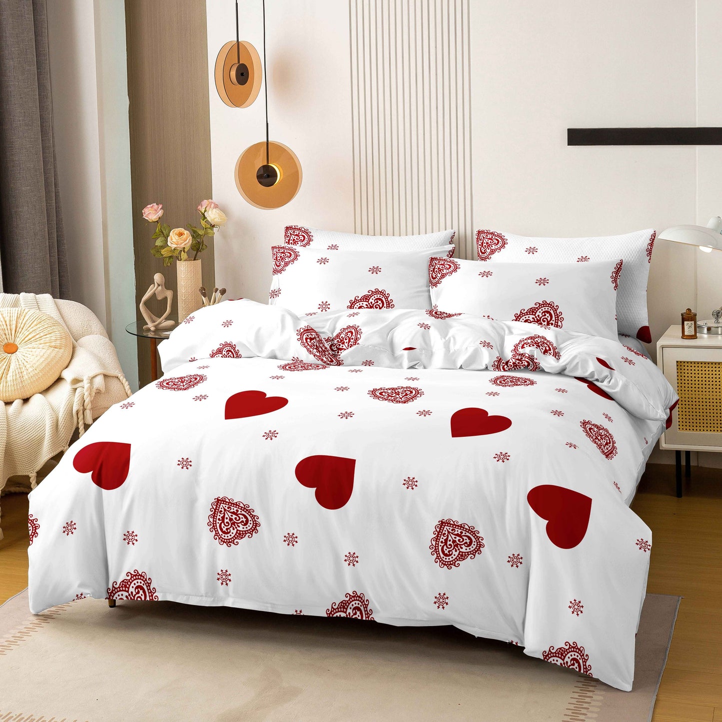 3-Piece Festive Bedding Set: Heart Pattern Duvet Cover and 2 Pillow Cases made of 100% Polyester 80gsm Fleece