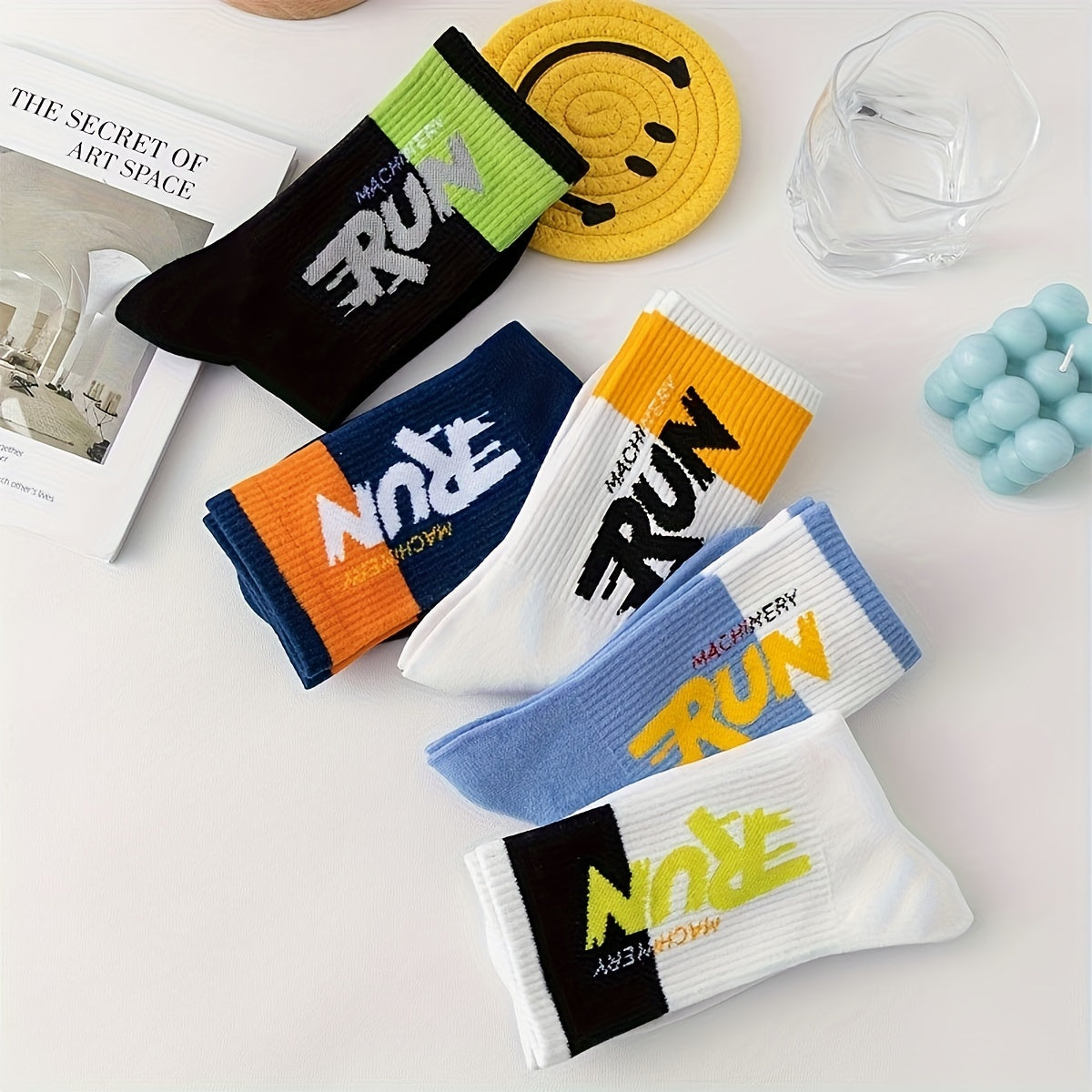 Men's mid-calf crew socks with 5 pair letter pattern, perfect for outdoor sports.