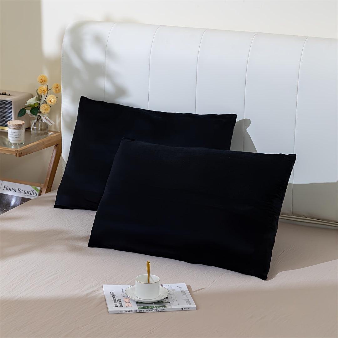 Stay warm and cozy this winter with our Crystal Velvet Pillowcase. Soft, skin-friendly, and perfect for chilly nights, this pillowcase features an envelope closure and is ideal for dorms, homes, and hotels. Easy to care for with machine washable fabric.