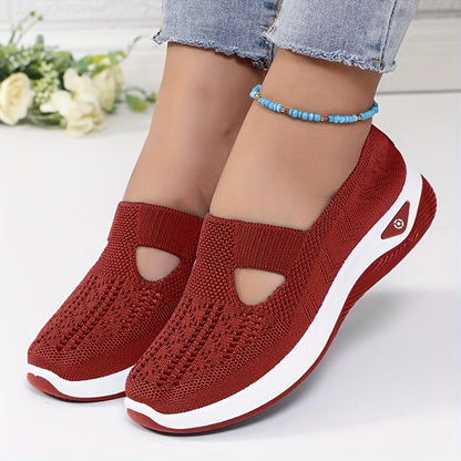 New Women's shoes for 2024 - Breathable, lace-up shoes for the fashion-forward sports enthusiast.