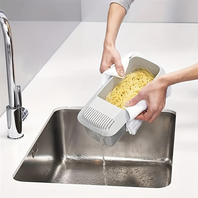 This essential kitchen gadget is perfect for quick meals in apartments and dorms. The heat-resistant Microwave Pasta Cooker with Strainer is made of easy-clean plastic and is designed for hassle-free noodle steaming.