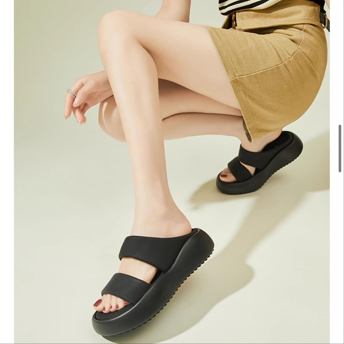 New Japanese and Korean Fashionable Women's Slippers in Elegant Summer Style, Soft and Stylish