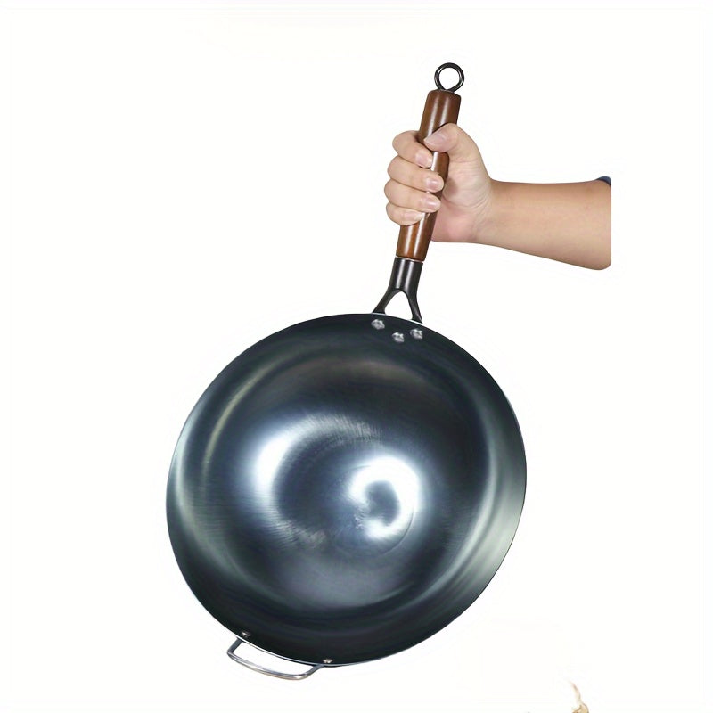 Hand-Forged Non-Stick Cast Iron Wok with Detachable Wooden Handle - 32.0cm Size, Ideal for Gas Stoves and Essential for Home Kitchen Use