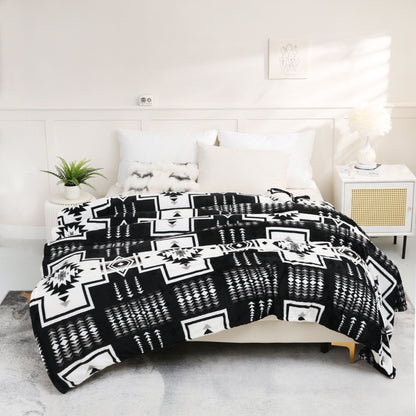 A multipurpose gift blanket for all seasons, this ethnic style geometric print flannel blanket is perfect for couches, sofas, offices, beds, camping, and travel. Measuring 1 piece and weighing 200gsm, this soft and warm throw blanket is perfect for