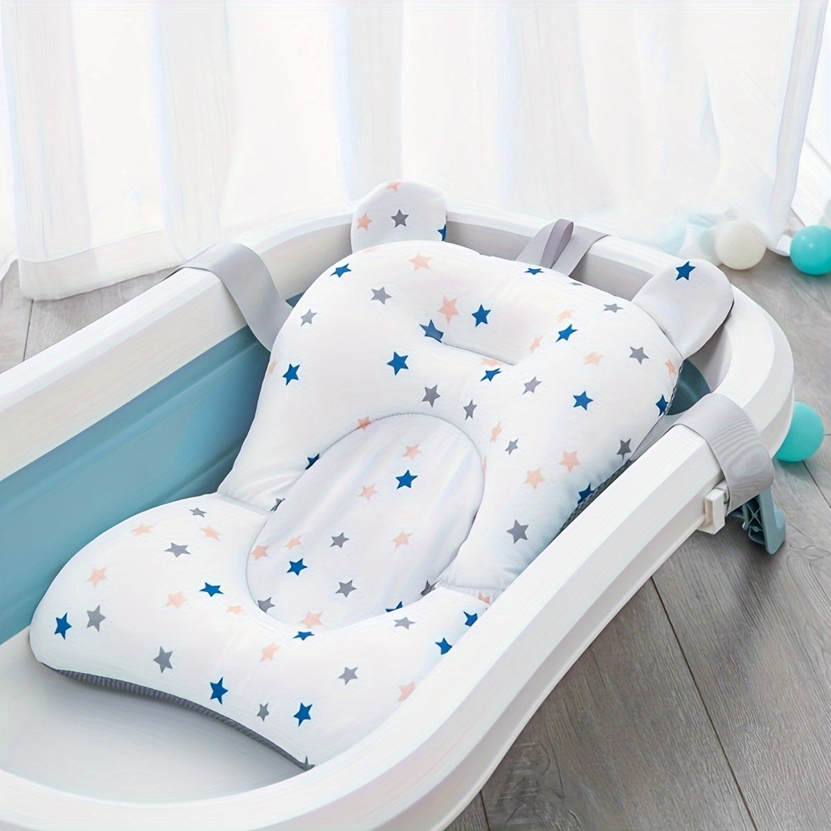 Support your baby during bath time with the PanLynner Baby Bath Seat. This non-slip cushion is suitable for infants to toddlers aged 0-3 years old. Made from soft polyester material, this bath mat includes a safety strap for added security.