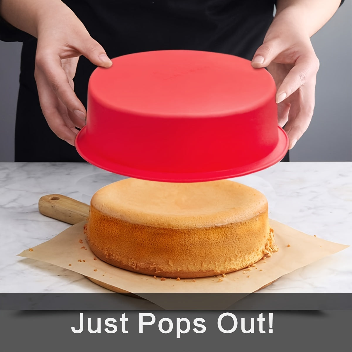 Two pieces of silicone round cake pans measuring 20.32 cm in diameter, featuring a nonstick surface. Ideal for baking cakes and brownies.