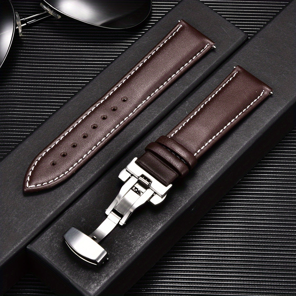 The perfect gift choice for men and women: Double Press Solid Butterfly Buckle PU Leather Strap in 18mm/20mm/22mm/24mm sizes.