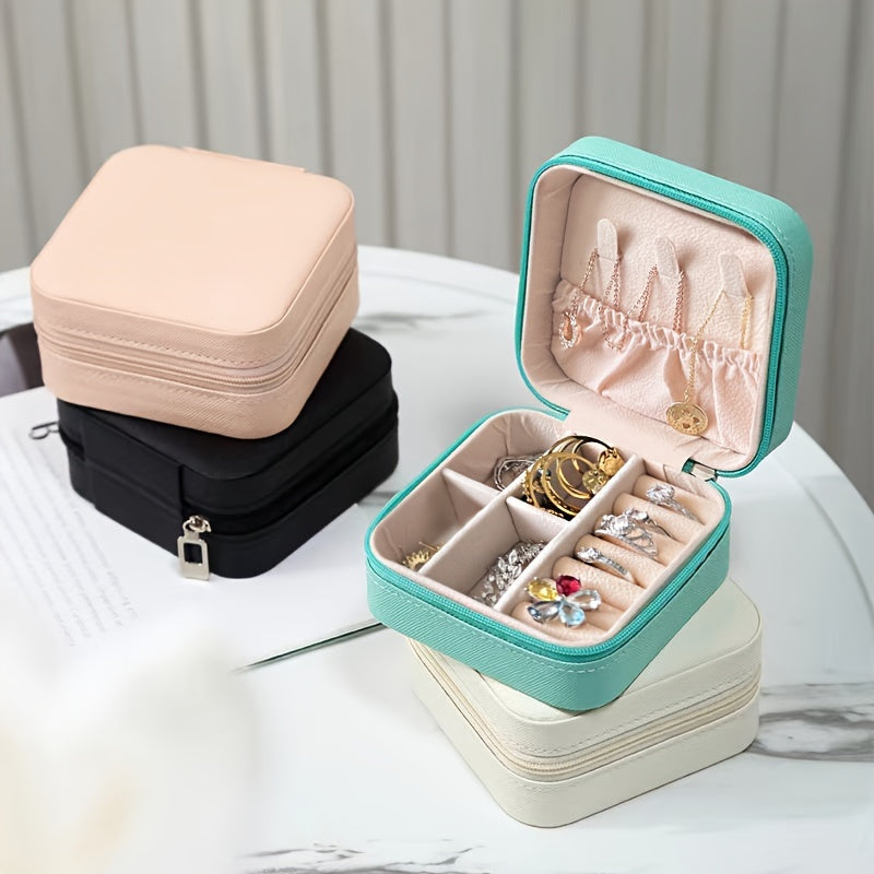 Convenient Travel Jewelry Organizer in Macaroon Color, Sleek and Compact Design for Earrings, Necklaces, Rings