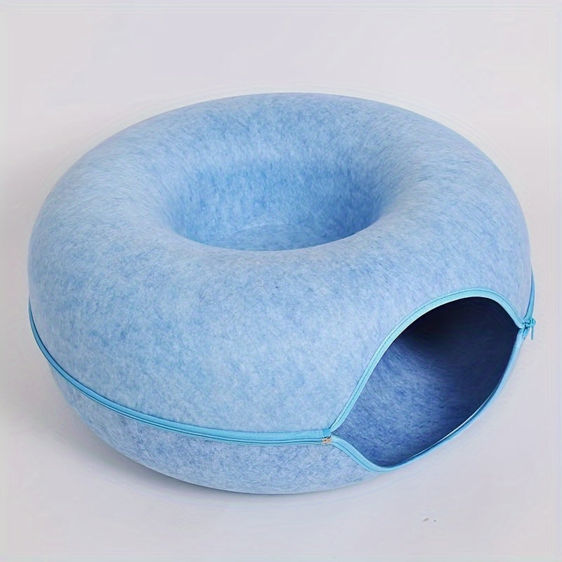 Cat Tunnel Bed that is lightweight, scratch-resistant, and suitable for all seasons.