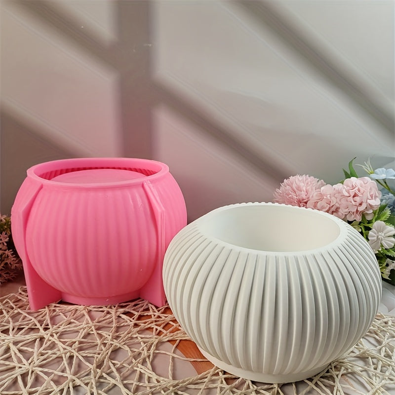 Silicone mold for DIY candle holders and storage boxes, with durable striped design. Ideal for concrete, gypsum, and resin crafts.