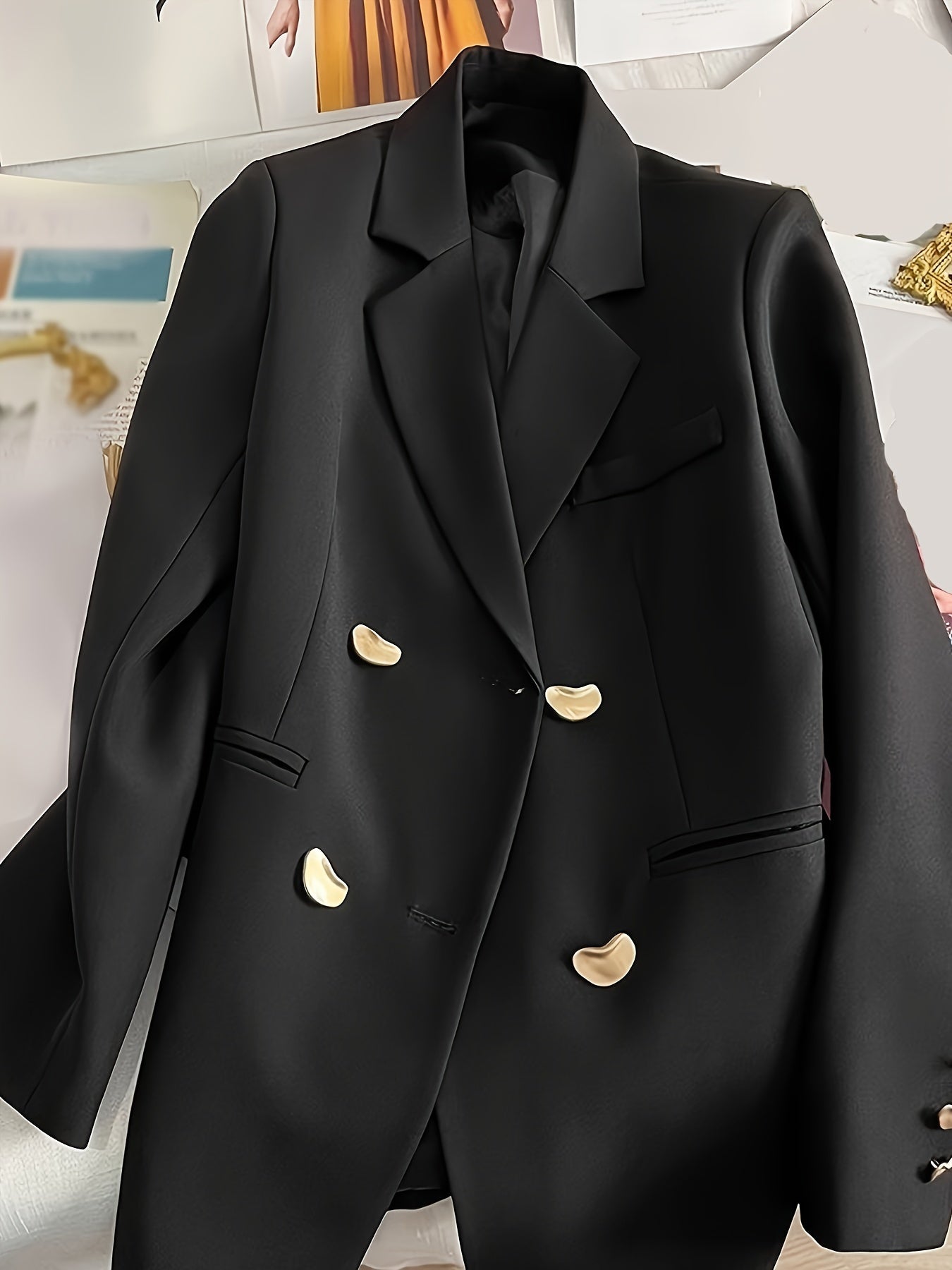 Stylish women's blazer with a British-inspired, casual French design, featuring long sleeves, double-breasted closure, and made of polyester - ideal for transitioning between seasons.