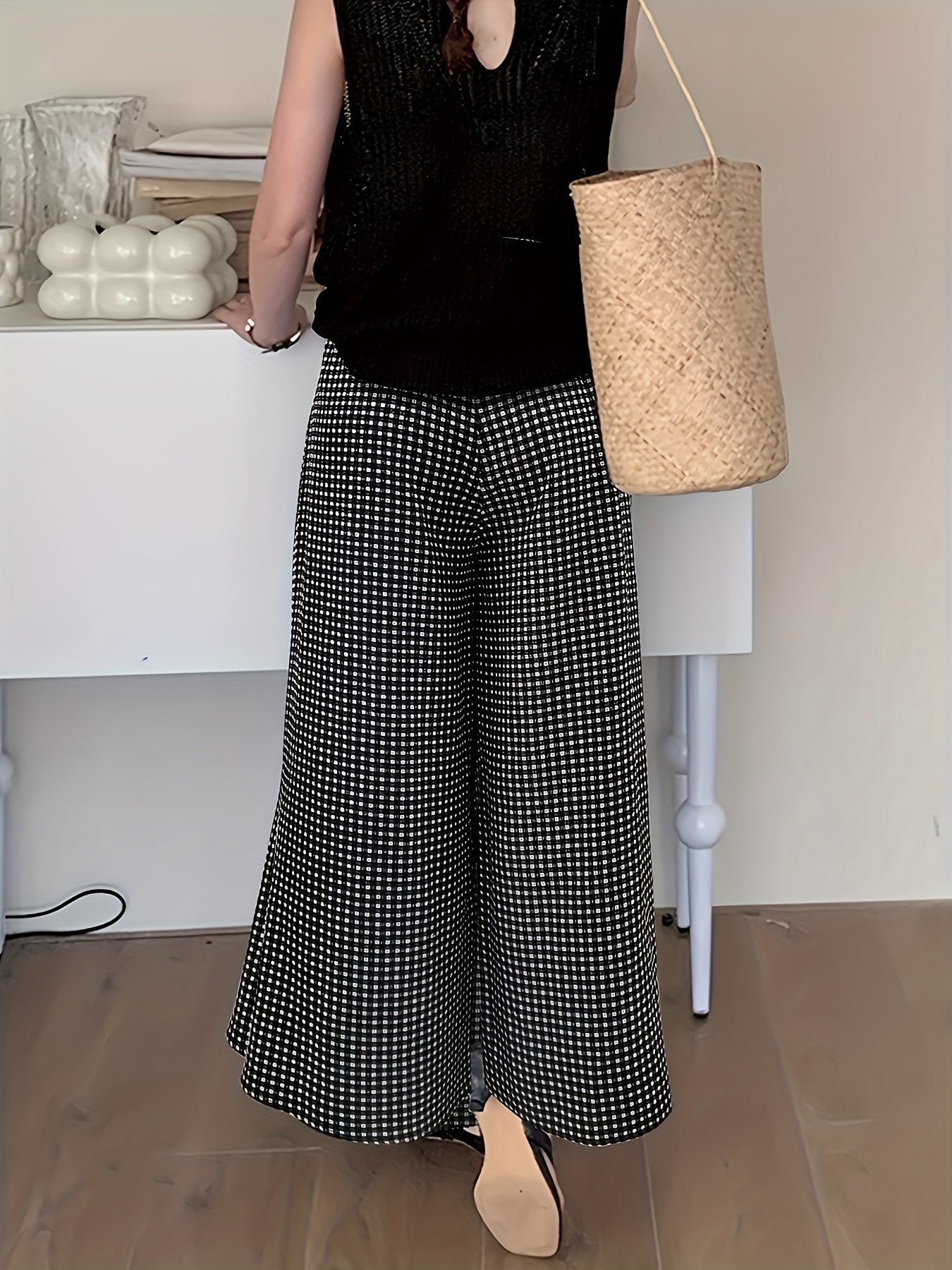 Plaid print wide leg pants with drawstring waist, perfect for spring and summer.