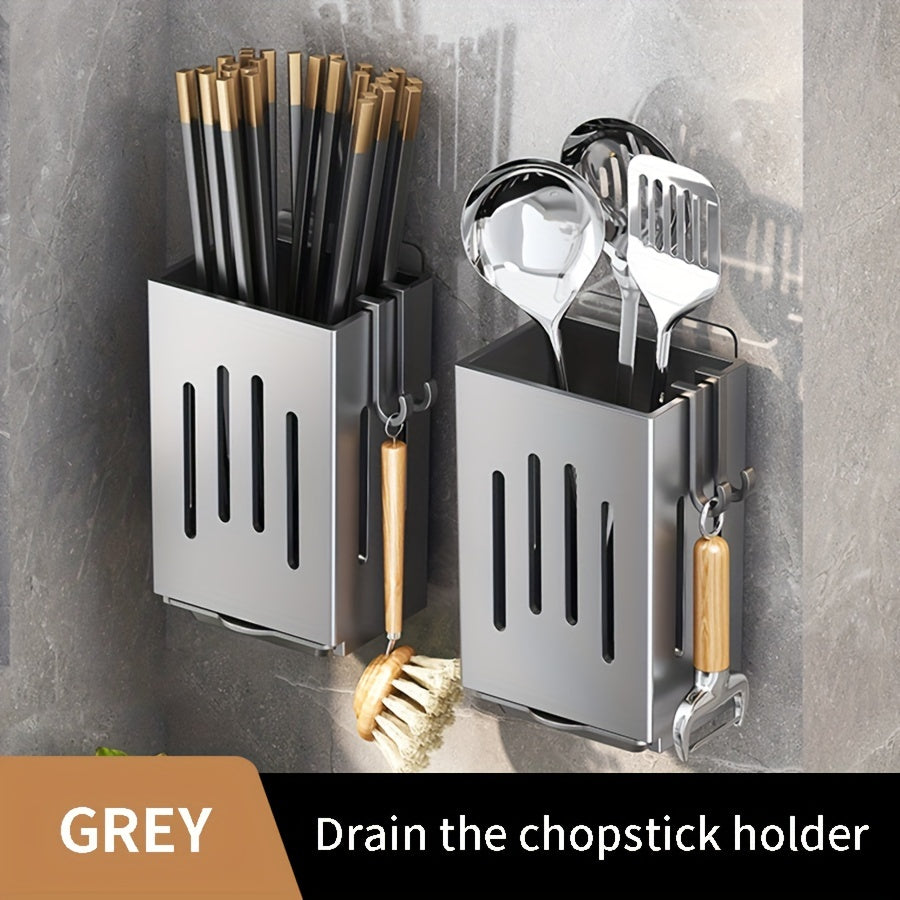 Organize your kitchen with this convenient wall-mounted storage rack! Made of durable plastic, this utensil holder features a chopstick cage with a drain tray, perfect for storing cutlery, knives, forks, spoons, sponge brushes, and more. No electricity