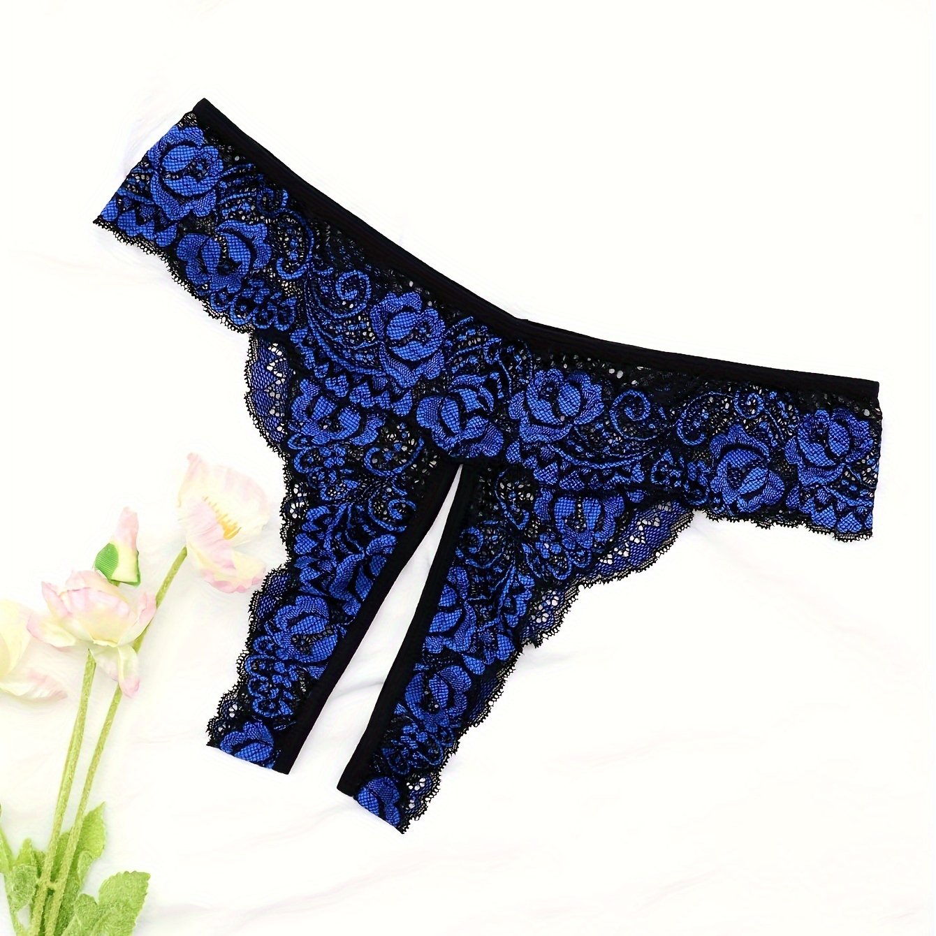 Multi-colored lace crotchless underwear for women with sexy contrast splicing.