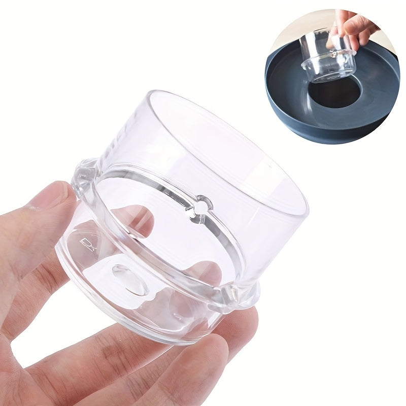 One piece of a transparent measuring cup with a plastic liquid addition cover and stirring pot cover, suitable for use with food grade mixers. Capacity: 100mL.