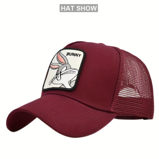 This breathable mesh baseball cap is perfect for all seasons - Spring, Summer, Autumn, and Winter. Suitable for men and women, this sports peaked cap provides outdoor sun protection with a sun visor. An ideal gift choice.