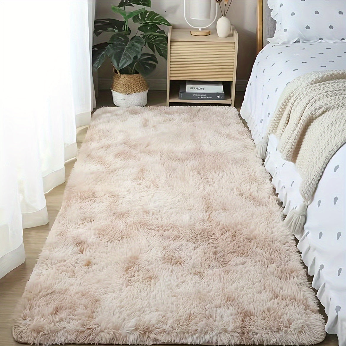 Plush and Cozy 4.01cm Thick Anti-Slip Tassel Shaggy Carpet with High Density for Bedroom, Entryway, or Hallway