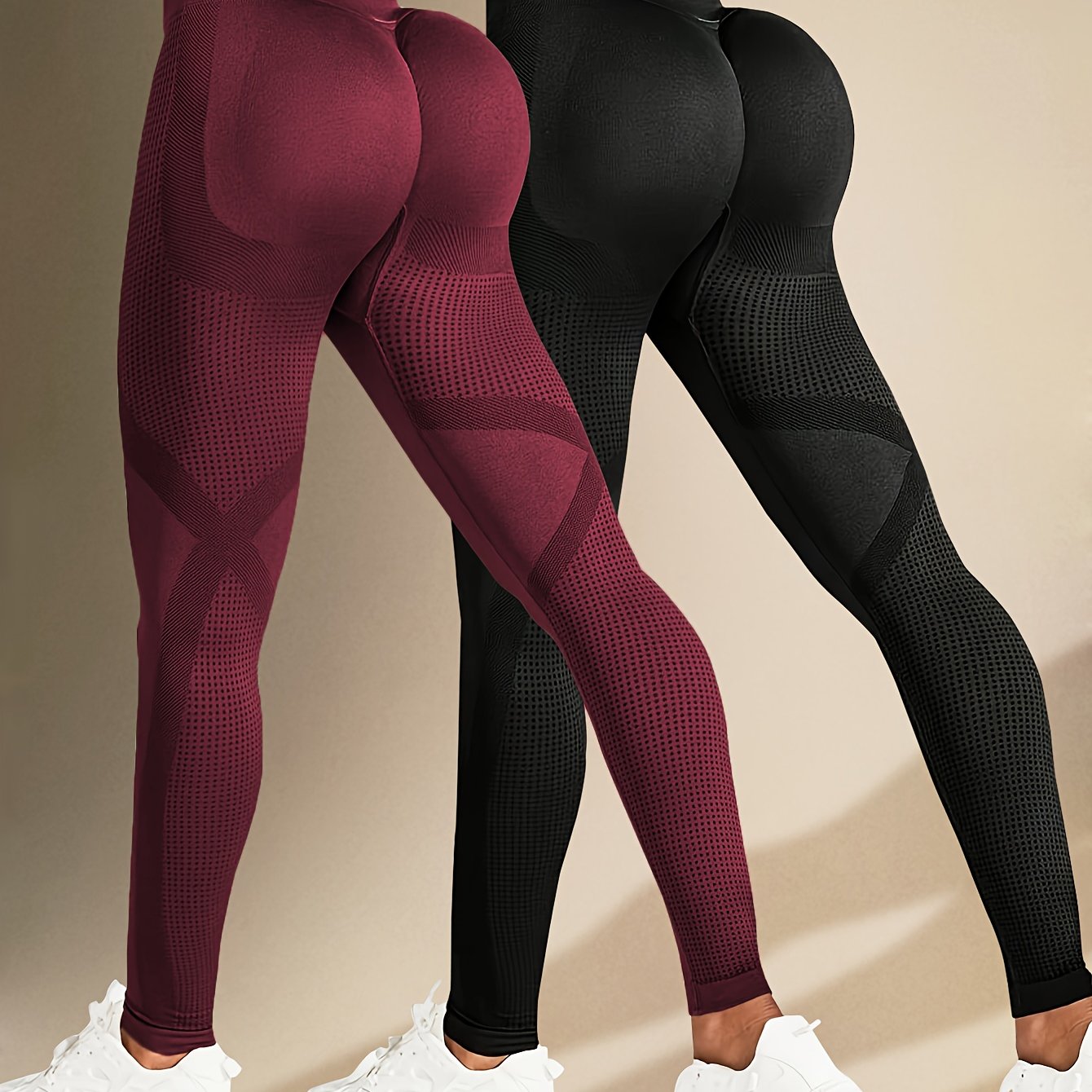 Abdominal control, pleated fitness yoga leggings in two solid colors. Made of high-elasticity polyamide and elastic materials. Ideal for women's activewear and exercise in all seasons.