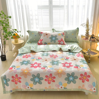 3-piece floral printed quilt set, perfect for all seasons, suitable for single or double beds in hotels, homes, guest rooms, or sofas. Includes 1 thin quilt and 2 pillowcases without core.